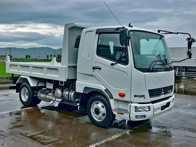 三菱 ファイター 2KG-FK62F(2WD)の写真2