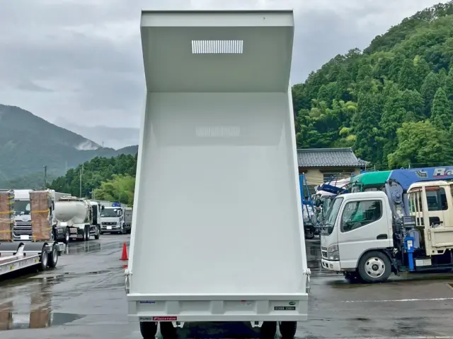 三菱 ファイター 2KG-FK62F(2WD)の写真9