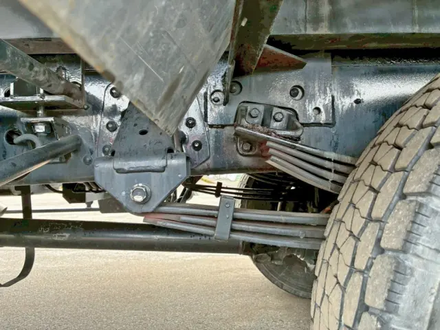 リーフサスです。|日野 レンジャー 2KG-FD2ABA(2WD)の写真5