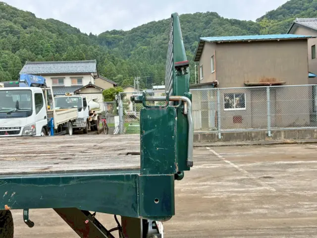 歩み左右柱ロックボルト欠品しています。(助手席側)|日野 レンジャー 2KG-FD2ABA(2WD)の写真20