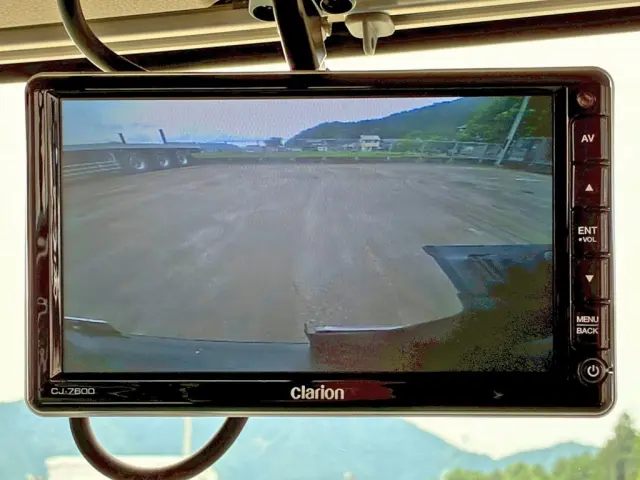 液晶バックモニター付きです。|日野 レンジャー 2KG-FD2ABA(2WD)の写真27