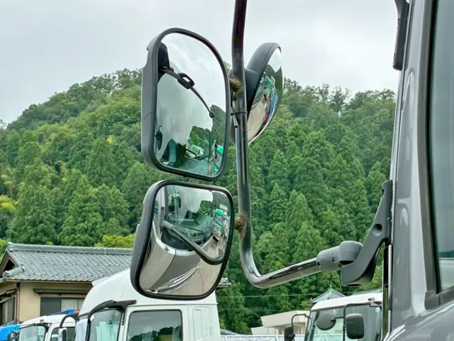 助手席側ミラーヒーター作動不良です。|UD クオン ADG-GK4XLEの写真35