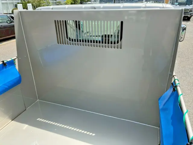 三菱 キャンター 2RG-FBA60(2WD)の写真12