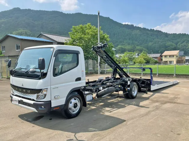 当該車輛はフラトップ仕様です。|三菱 キャンター 2PG-FEB80(2WD)の写真1