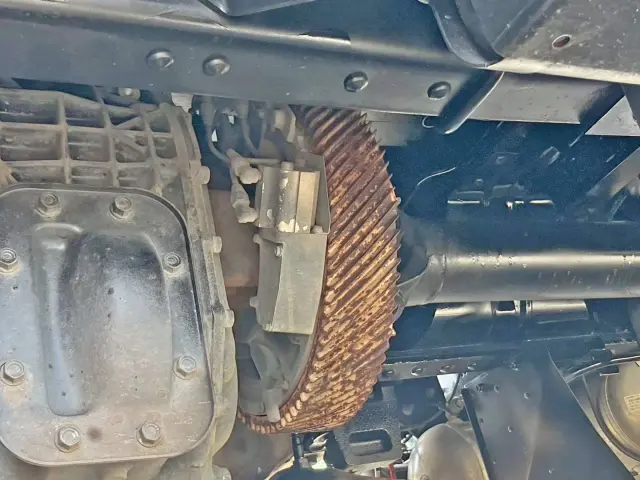 電磁式リターダ付きです。|いすゞ ギガ 2PG-CYZ77Cの写真14