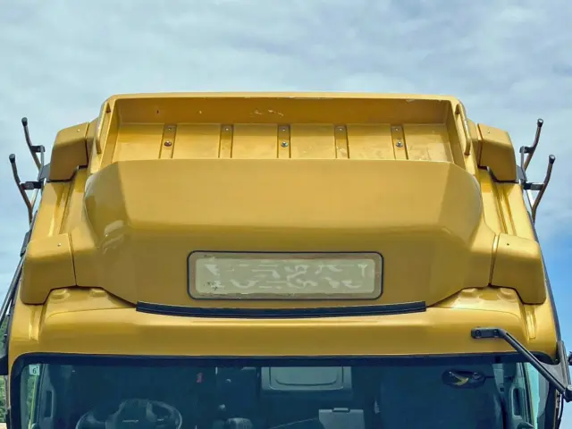 いすゞ ギガ 2PG-CYZ77Cの写真30