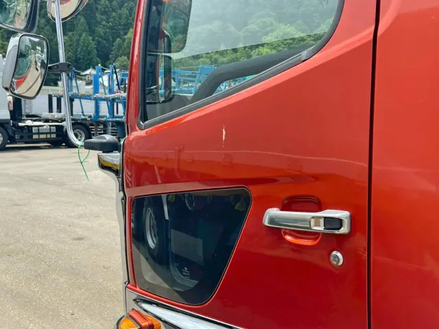 助手席ドアにキズがあります。|日野 レンジャー 2PG-FD2ABG(2WD)の写真30