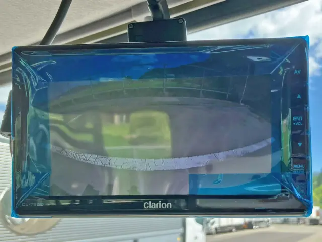 液晶バックモニター付きです。|UD クオン 2RG-GK5DADの写真19