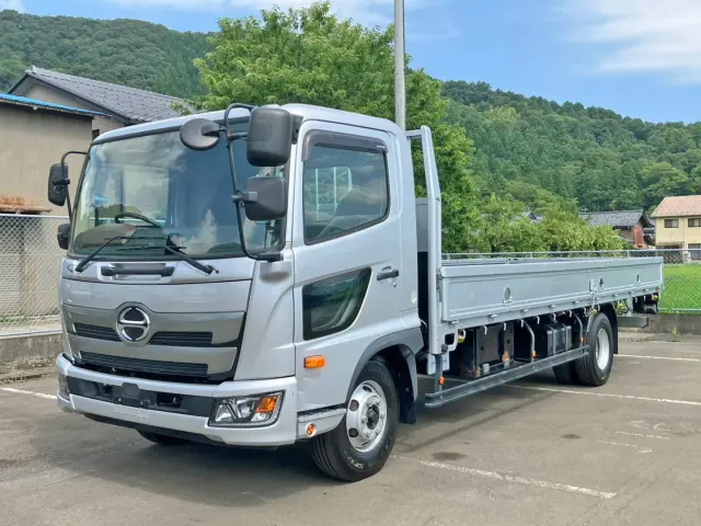 日野 レンジャー 2KG-FC2ABA(2WD)の写真1