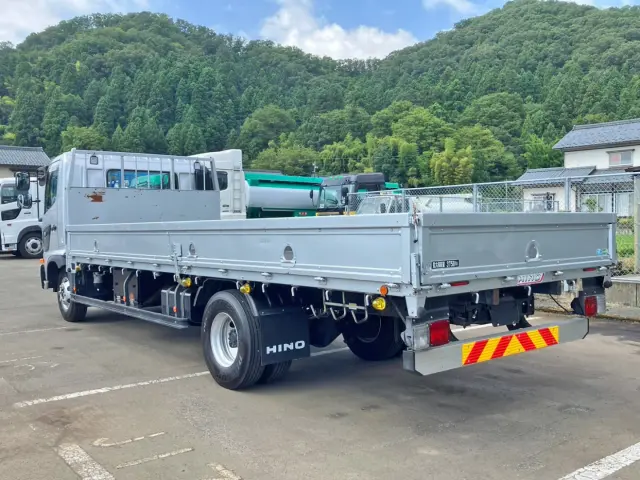 日野 レンジャー 2KG-FC2ABA(2WD)の写真3