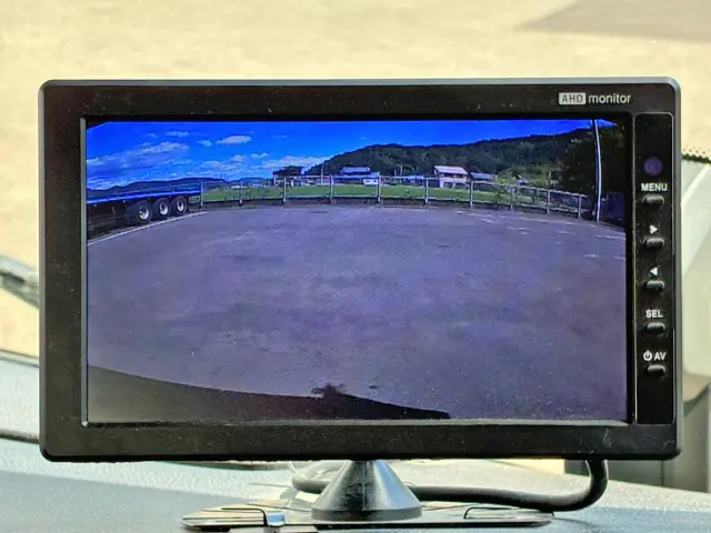 液晶バックモニター付きです。|UD クオン 2PG-CW5ALの写真33