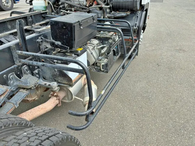 いすゞ フォワード PKG-FRR90S1(2WD)の写真22