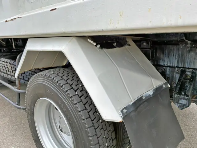 いすゞ フォワード PKG-FRR90S1(2WD)の写真25