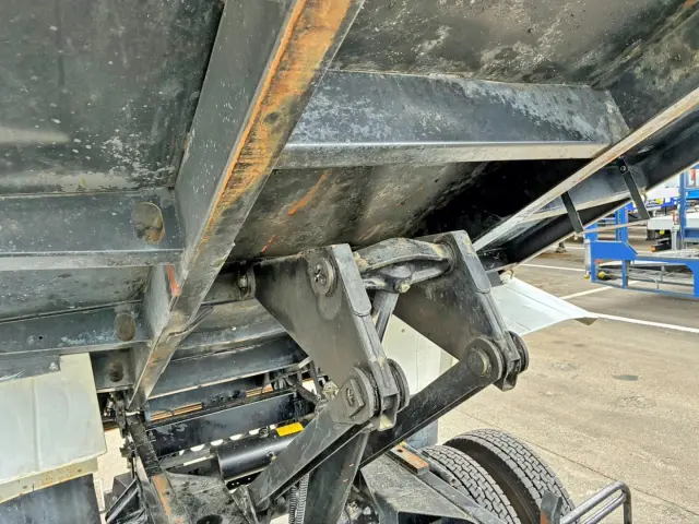 いすゞ フォワード PKG-FRR90S1(2WD)の写真26