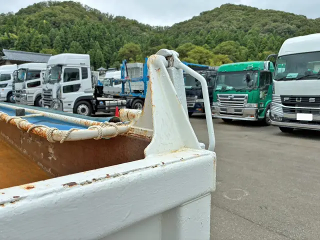 いすゞ フォワード PKG-FRR90S1(2WD)の写真32