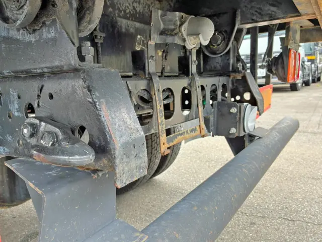 いすゞ フォワード PKG-FRR90S1(2WD)の写真33