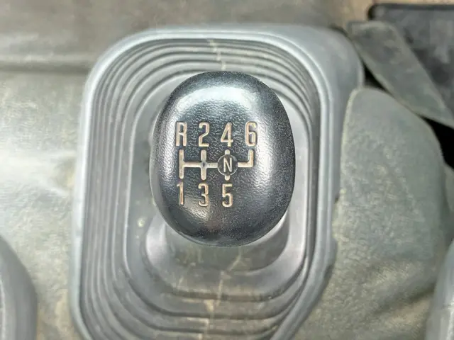 いすゞ フォワード PKG-FRR90S1(2WD)の写真46