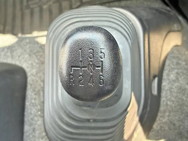 いすゞ フォワード 2RG-FTR90V4の写真25