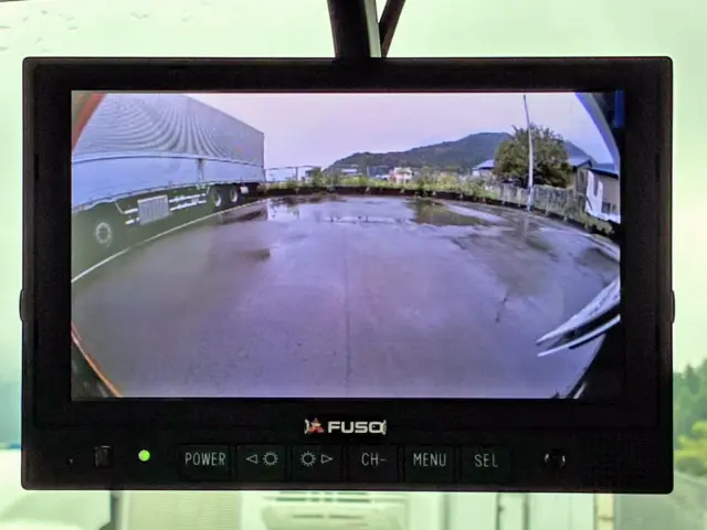 液晶バックモニター付きです。|三菱 スーパーグレート 2PG-FY80VYの写真27