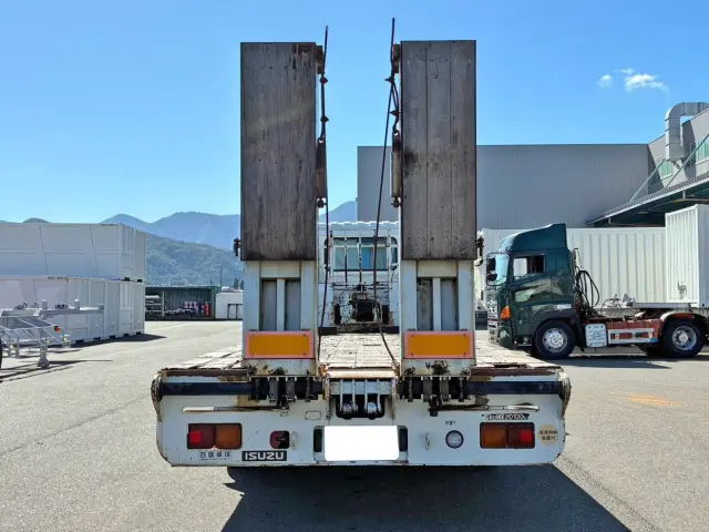 オートスライド機能付きです。（歩みを縮めた状態です）|いすゞ フォワード PJ-FVZ34L4の写真26