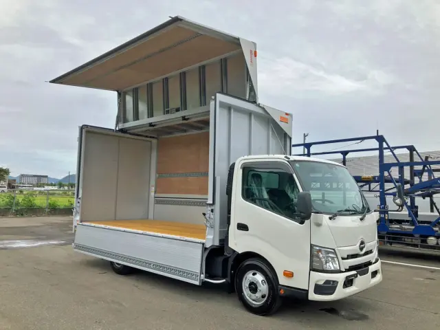日野 デュトロ 2WG-XZU713N(2WD)の写真2