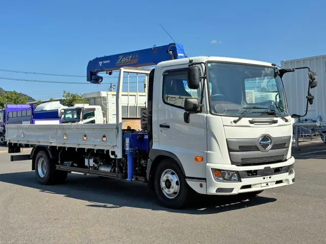 日野 レンジャー 2PG-FC2ABA(2WD)の写真2