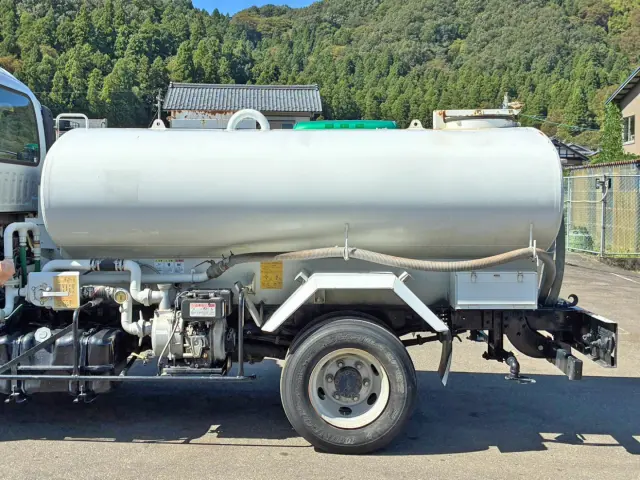 いすゞ フォワード TKG-FRR90S2(2WD)の写真15