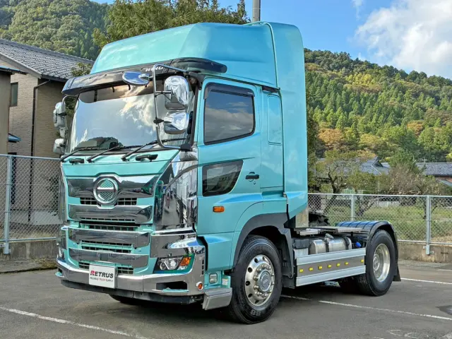フロント周り、メッキパーツで飾っています。|日野 プロフィア 2DG-SH1EDGGの写真1