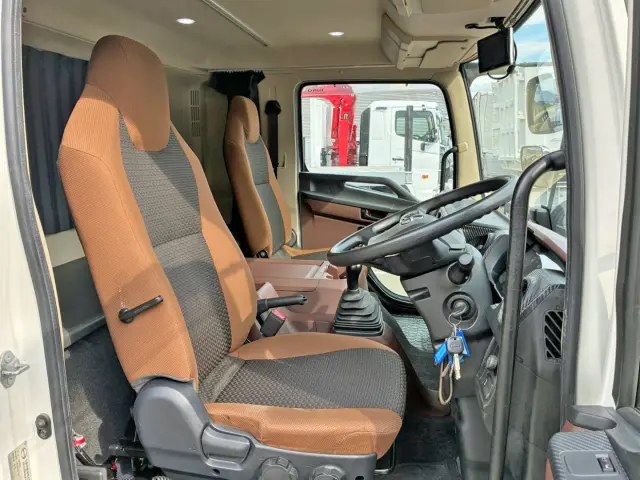日野 レンジャー 2KG-FD2ABG(2WD)の写真7