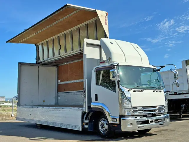 いすゞ フォワード 2RG-FRR90S2(2WD)の写真2