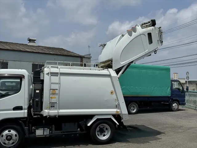 三菱 キャンター TKG-FEA50(2WD)の写真11