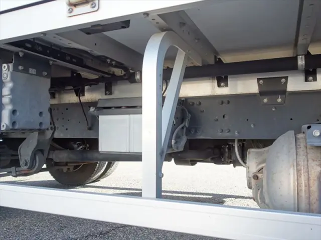 三菱 ファイター 2KG-FK65Fの写真9