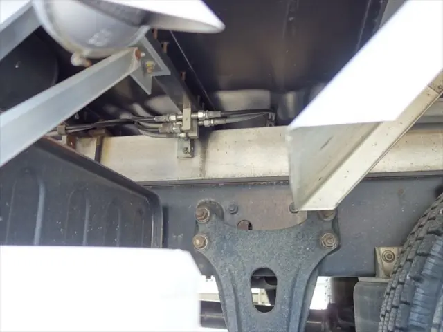 いすゞ フォワード 2RG-FRR90T2の写真7