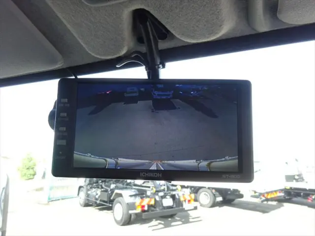 三菱 キャンター 2PG-FEB50の写真30