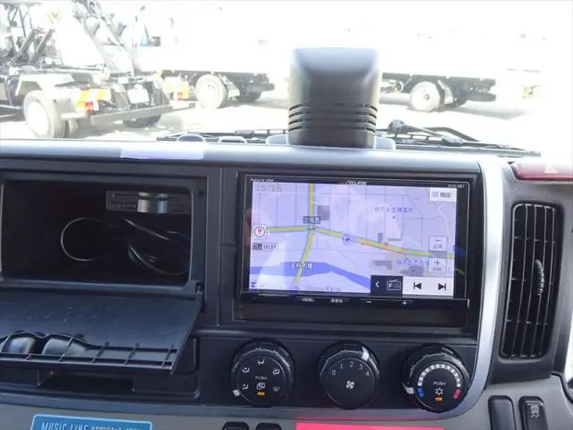 三菱 キャンター 2PG-FEB50の写真31