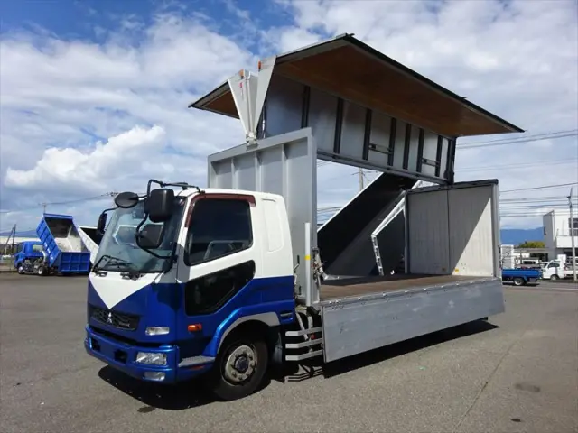 三菱 ファイター TKG-FK65FY(2WD)の写真1