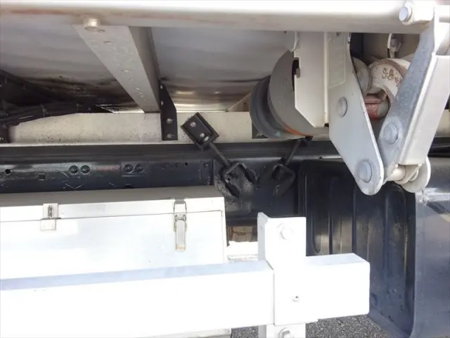 三菱 ファイター TKG-FK65FY(2WD)の写真6