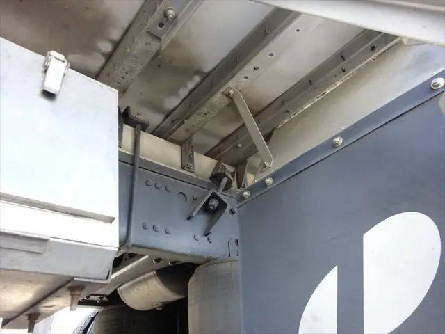 三菱 ファイター TKG-FK65FY(2WD)の写真11