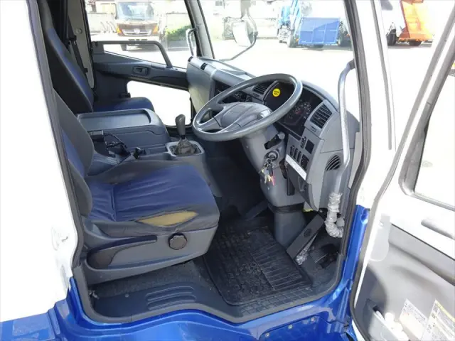 三菱 ファイター TKG-FK65FY(2WD)の写真24