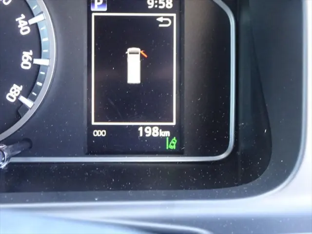 トヨタ ハイエースバン 3BF-TRH200V(2WD)の写真13