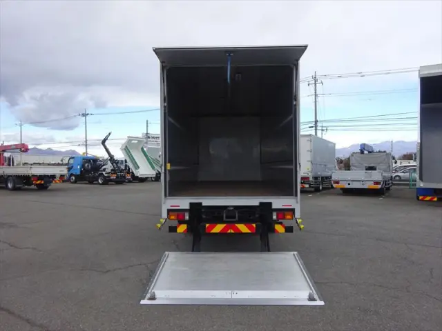 三菱 ファイター TKG-FK71Fの写真16