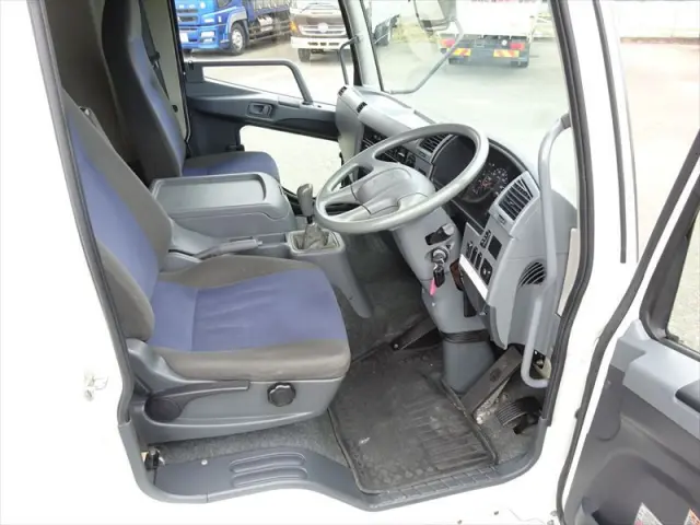 三菱 ファイター TKG-FK71Fの写真25