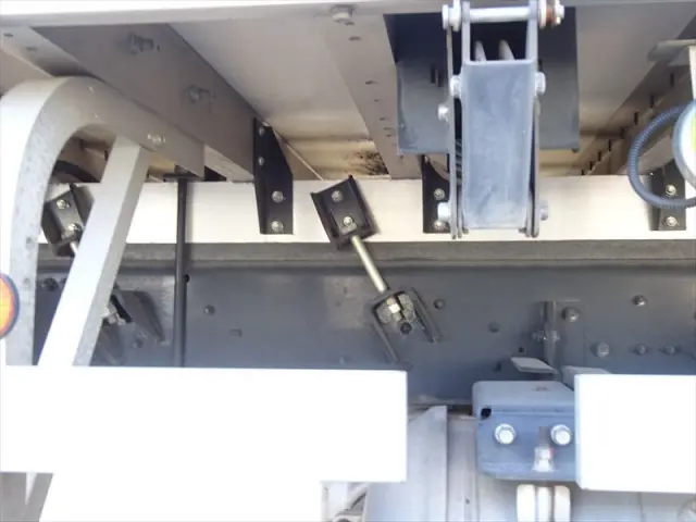 三菱 ファイター 2KG-FK62FYの写真9