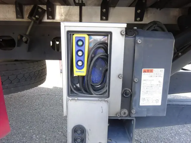 三菱 ファイター 2KG-FK62FYの写真22