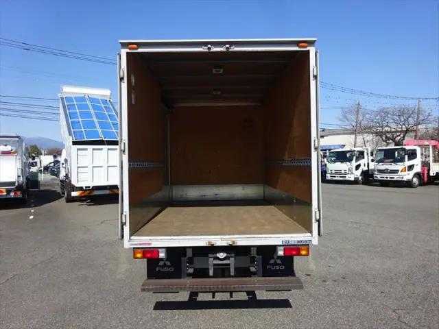 三菱 キャンター TKG-FBA20(2WD)の写真11