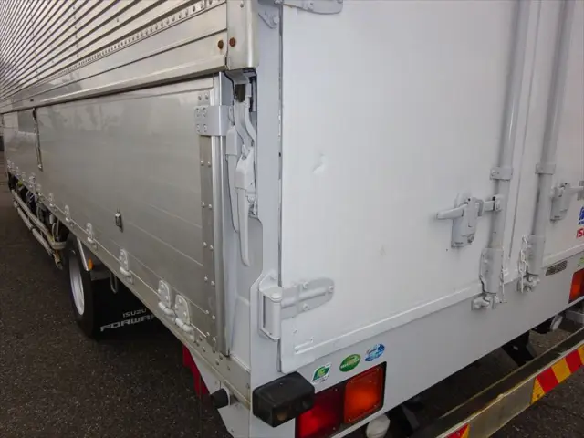 いすゞ フォワード 2RG-FRR90T2(2WD)の写真18
