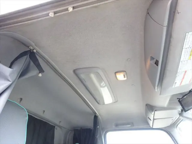 いすゞ フォワード 2RG-FRR90T2(2WD)の写真26