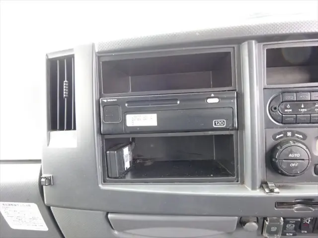 いすゞ フォワード 2RG-FRR90T2(2WD)の写真30