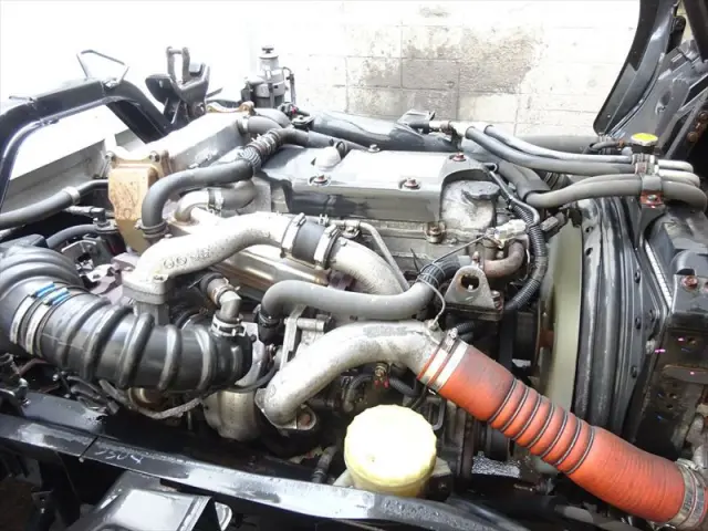 いすゞ フォワード 2RG-FRR90T2(2WD)の写真36