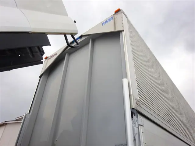 いすゞ フォワード 2RG-FRR90T2(2WD)の写真42